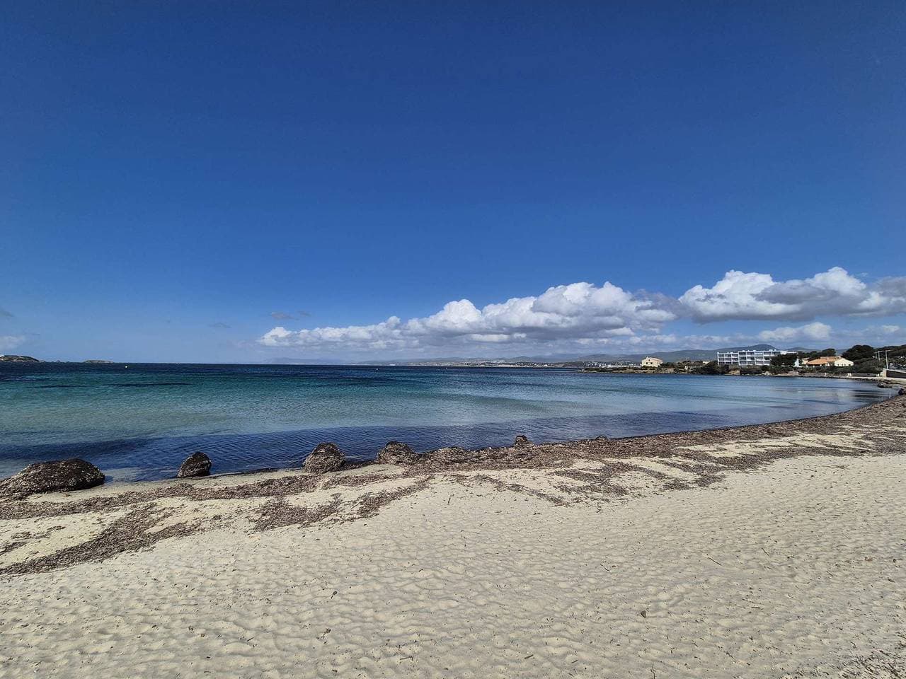 Foto 12 von 13: Voller Meerblick, 10 m vom Sandstrand entfernt, bei Brusc, Terrasse...