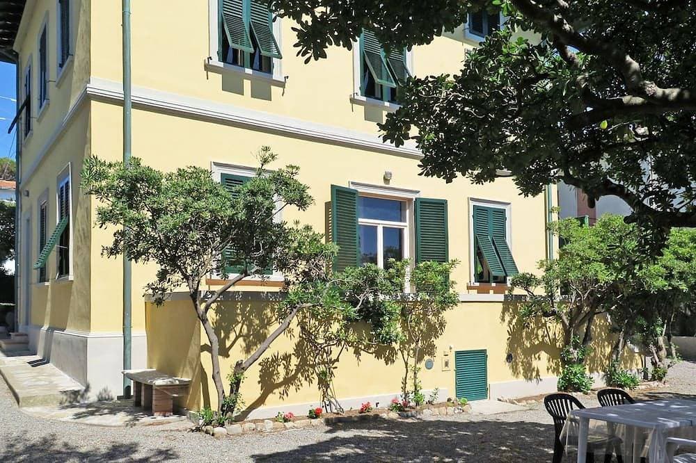 Foto 13 von 30: Wunderbares alleinstehendes Ferienhaus mit  W-Lan, TV, Innenhof und Haustiere erlaubt
