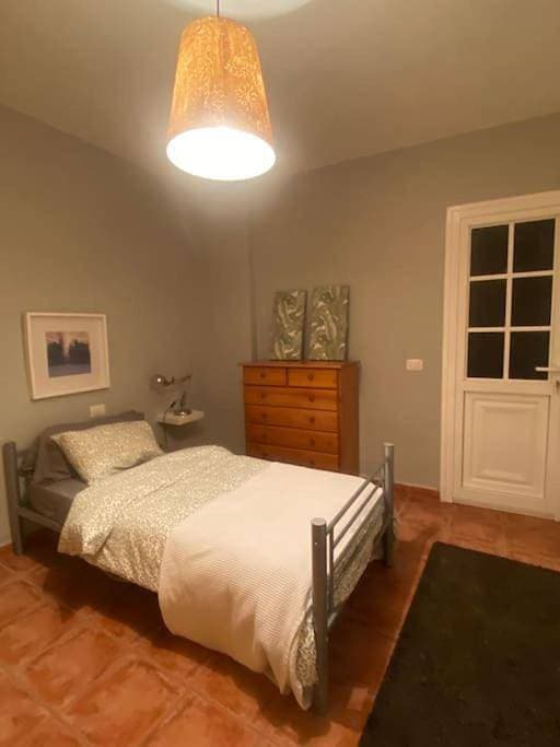 Foto 5 von 33: Three-Bedroom Apartment