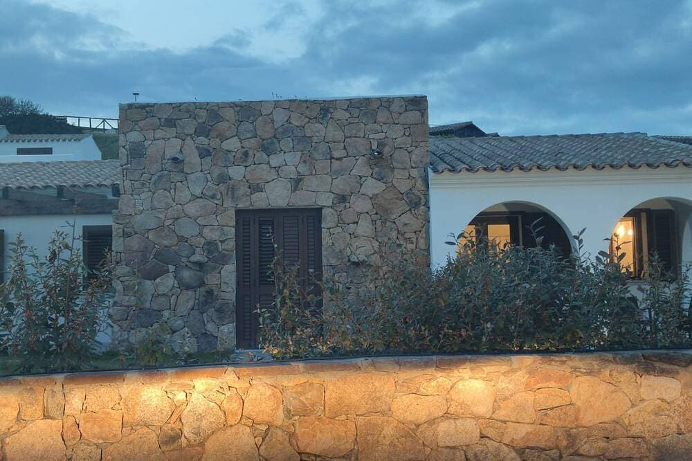 Foto 13 von 25: Maison Budoni En Bord De Mer -Un Havre De Paix A Baïa Sant'anna En Sardaigne