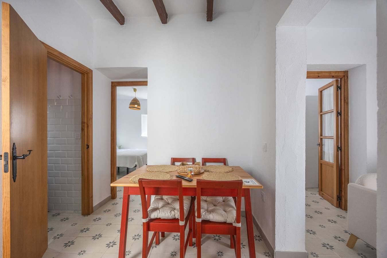 Foto 6 von 40: Apartment '4' mit privater Terrasse, WLAN und Klimaanlage