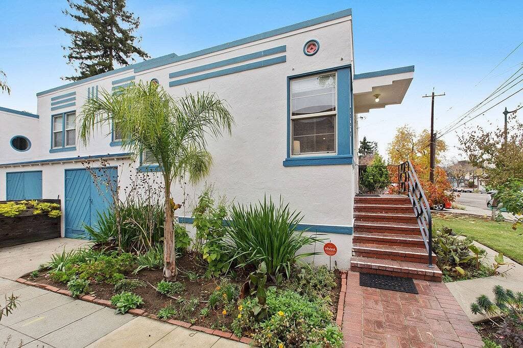 Foto 2 von 24: Bay Area Charming 1938 Art Deco Duplex