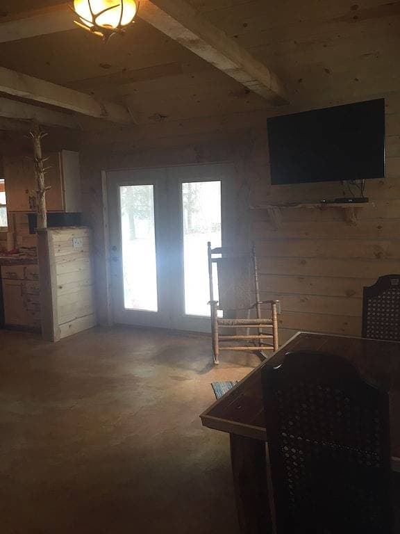 Foto 4 von 46: Bonnies Stadt Cabin-Madison Nur Log Cabin Vermietung