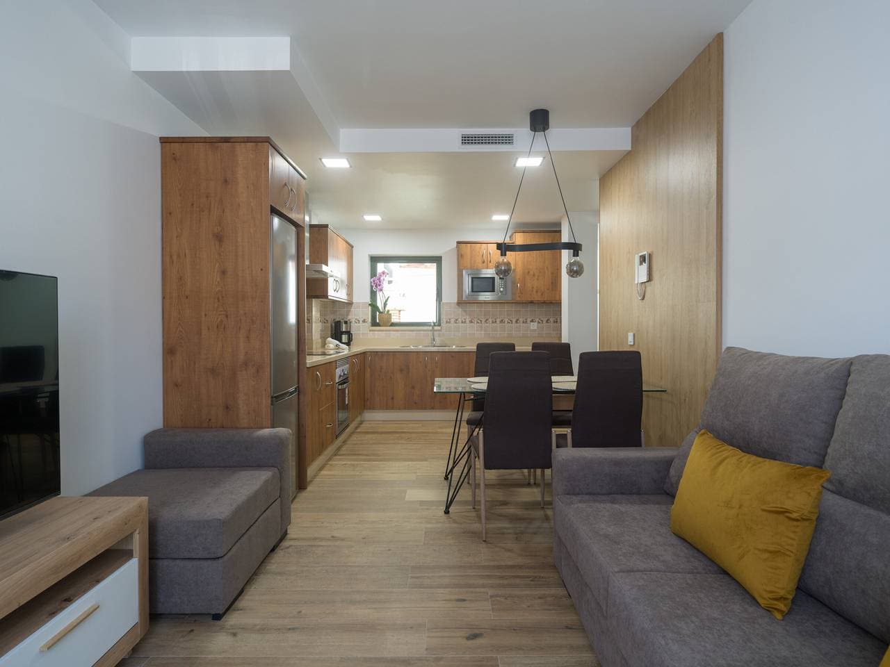 Foto 11 von 36: Gemütliche Wohnung mit Klimaanlage - 4 Pers.