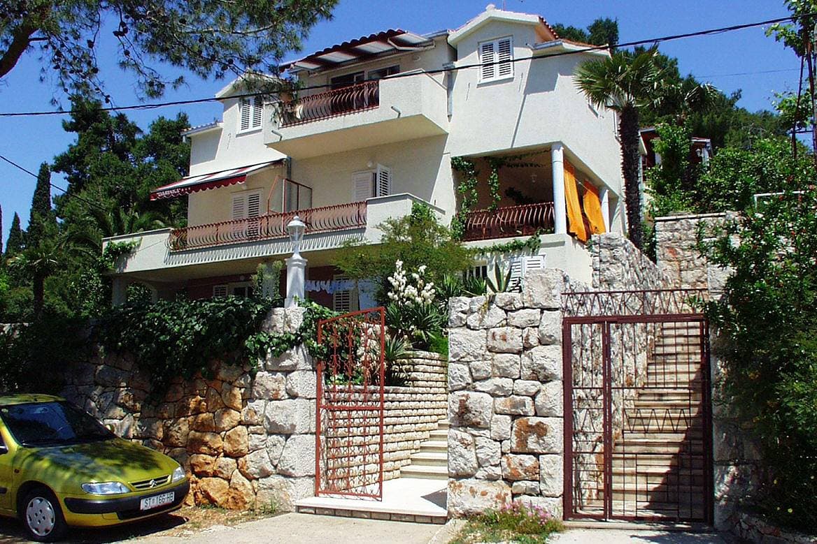 Foto 4 von 38: 2-Zimmer-Ferienwohnung mit Terrasse und Meerblick Vrboska, Hvar A-541-a