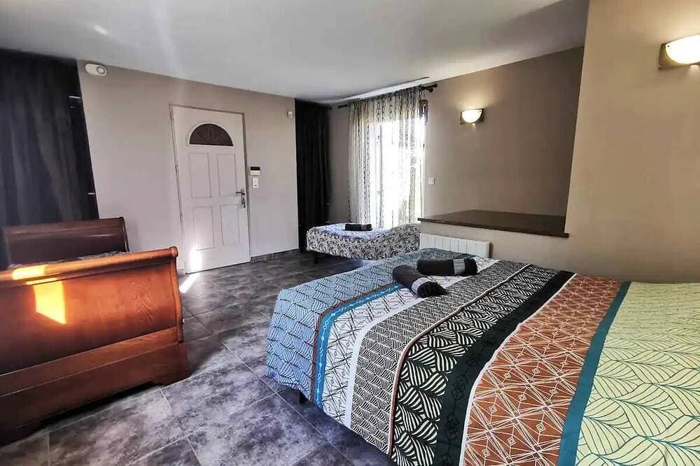 Foto 6 von 30: La villa du Bion*Private pool*Jacuzzi*Clim*Terrace 13250 Saint-Chamas