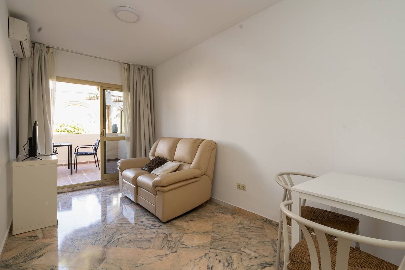 Foto 4 von 14: Studio für 2 Personen mit Pool