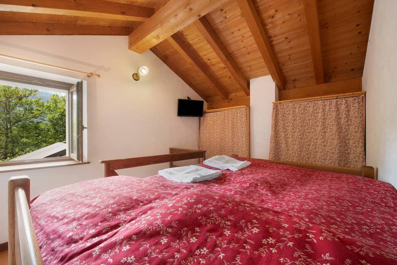 Foto 4 von 29: Studio 'Su 2 Livelli' mit Bergblick, Gemeinschaftsgarten und Wi-Fi