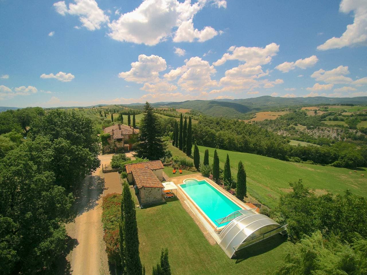 Foto 8 von 62: Villa in San Venanzo mit Pool und Sauna