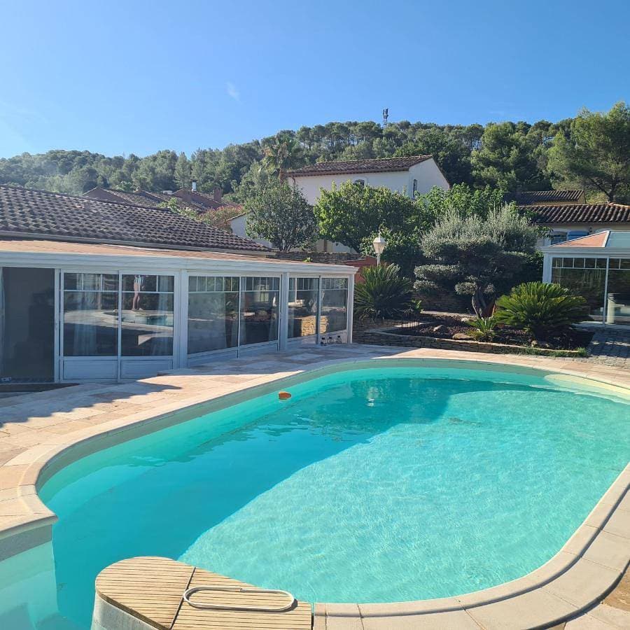 Sunny house 1
