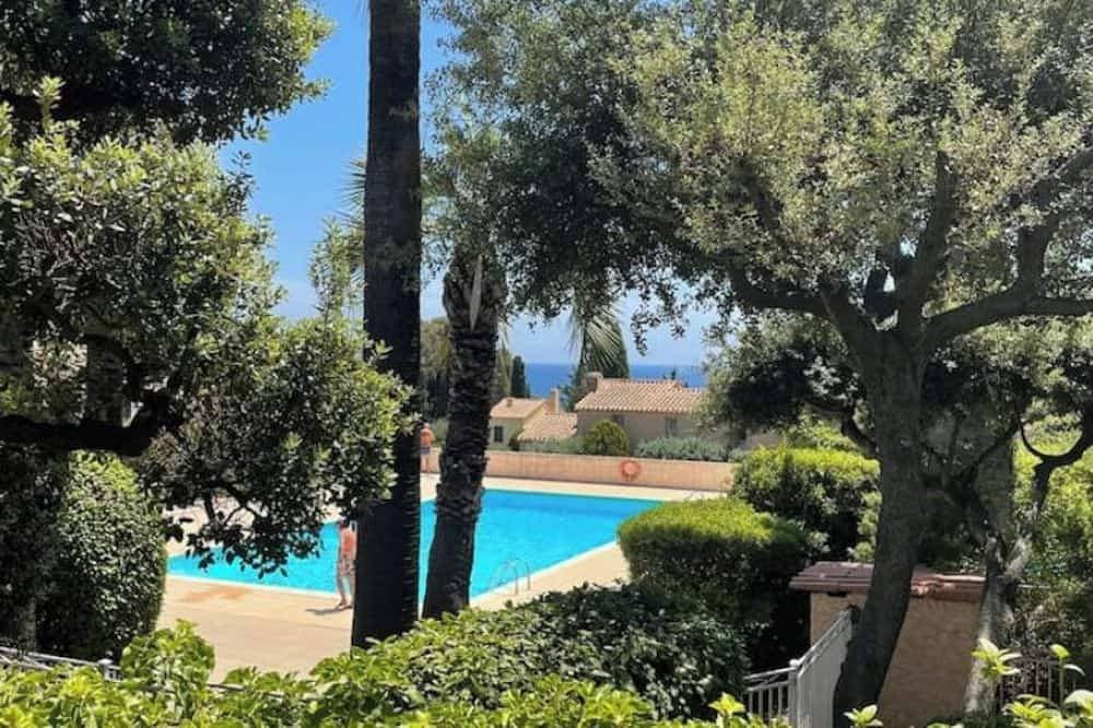 Foto 7 von 21: Cosy apartment with sea view and swimming pool
