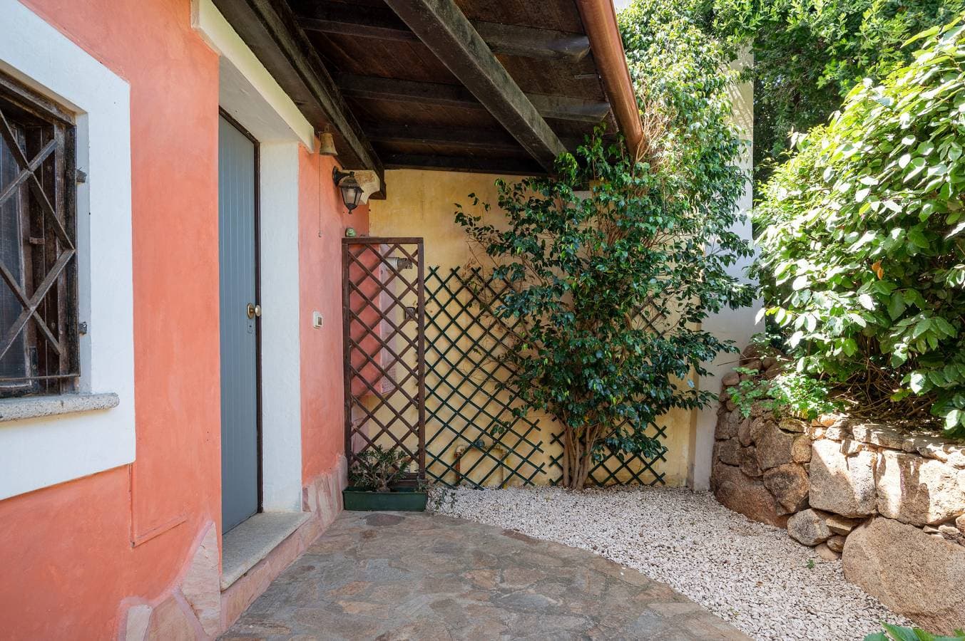 Foto 5 von 22: Il Poggio 18 &amp;amp;amp;ndash; Ferienhaus mit Pool auf Sardinien
