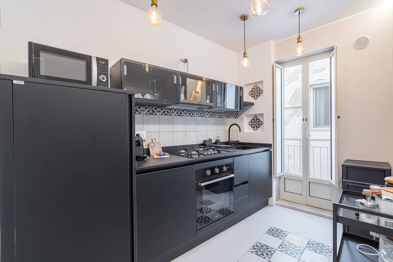 Foto 9 von 35: Ferienwohnung 'Mille E Una Notte - Suoni D'Acqua' mit Privatterrasse, Wi-Fi und Klimaanlage