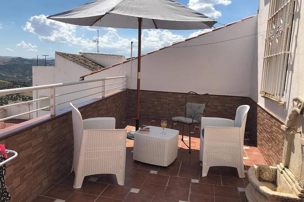 Foto 12 von 12: Quirky but stylish townhouse, heart of the old town, stunning views from terrace