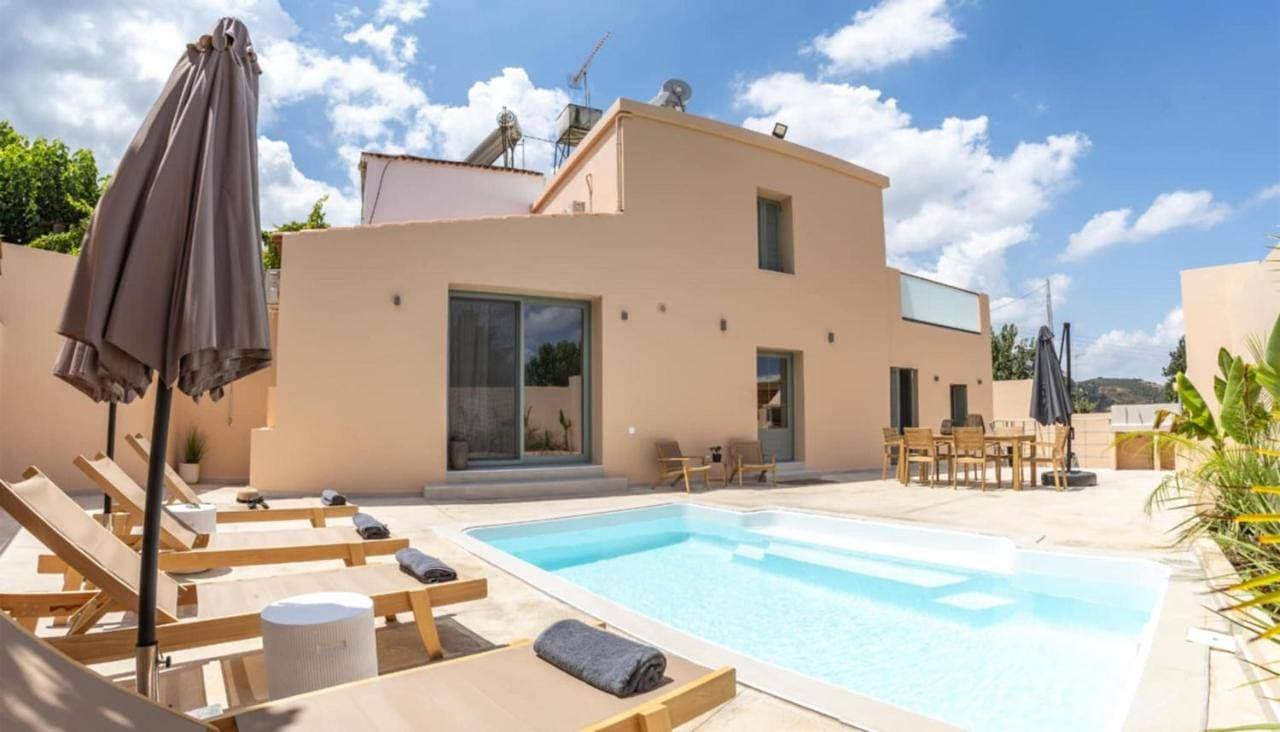 Roots Villa 1