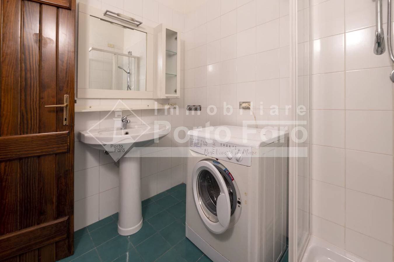 Foto 13 von 17: Ferienwohnung für 8 Personen mit Garten