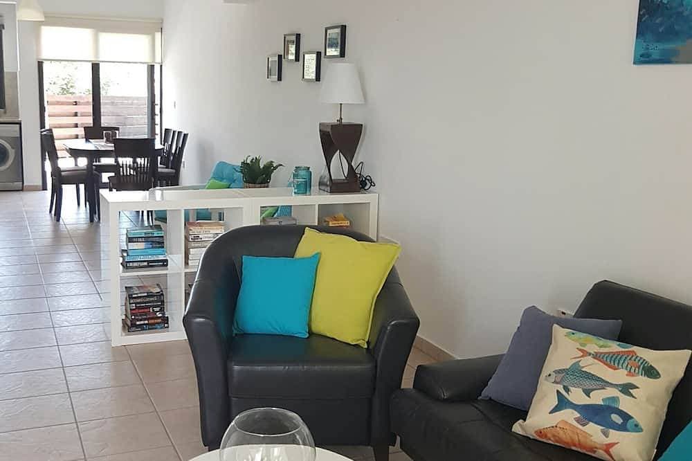 Foto 5 von 26: Ideales Stadthaus mit privater Dachterrasse & Pool, direkt am Meer