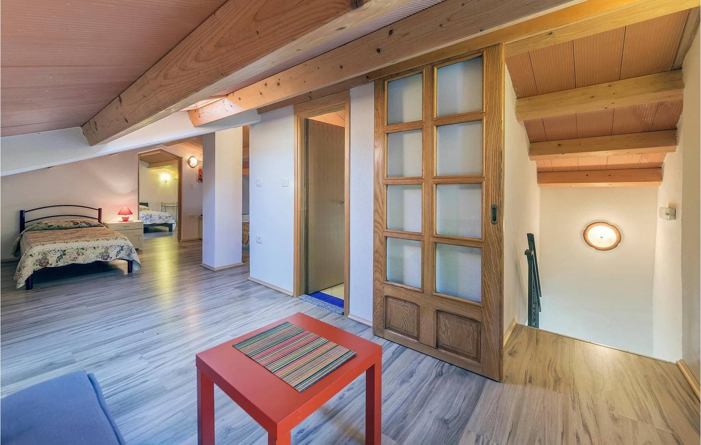Foto 10 von 44: Gemütliches Apartment mit Meerblick, Terrasse, Parkplatz und WLAN – 2,5 km vom Strand entfernt