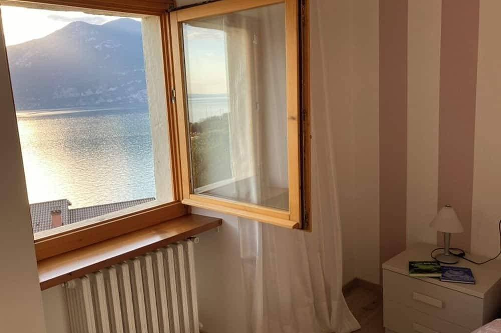 Foto 2 von 23: Casa Oliva Castelletto sul Garda - Natura Pura in Vista Lago