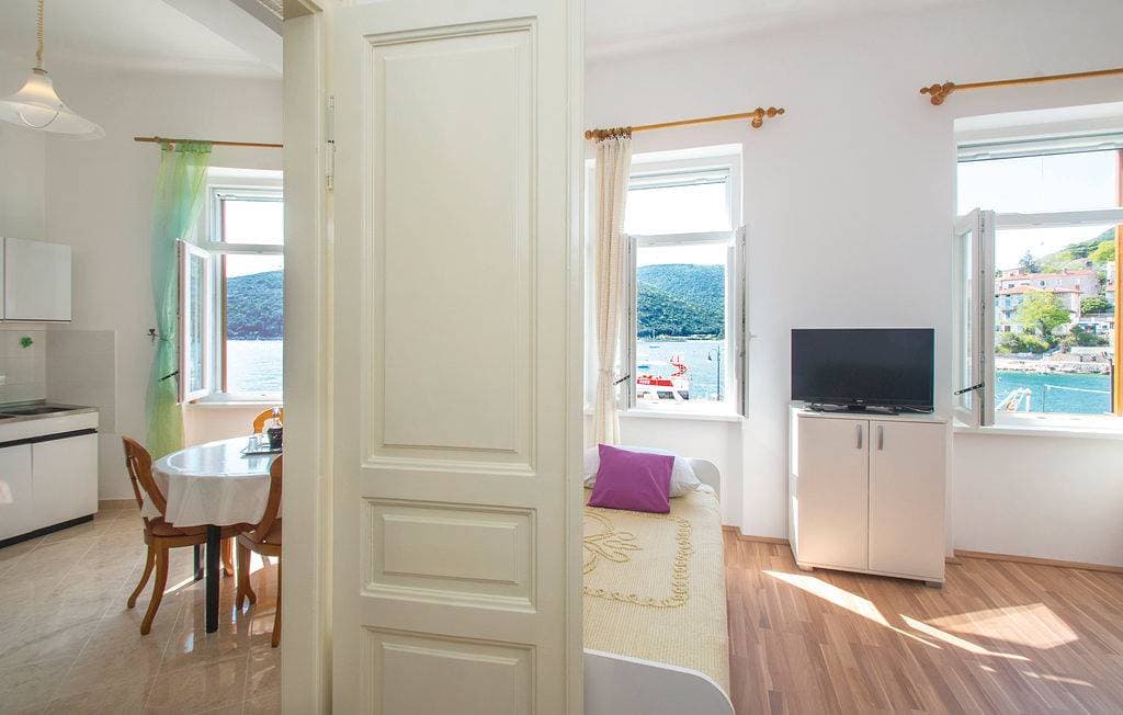 Foto 8 von 27: Ferienwohnung für 4 Personen mit Terrasse