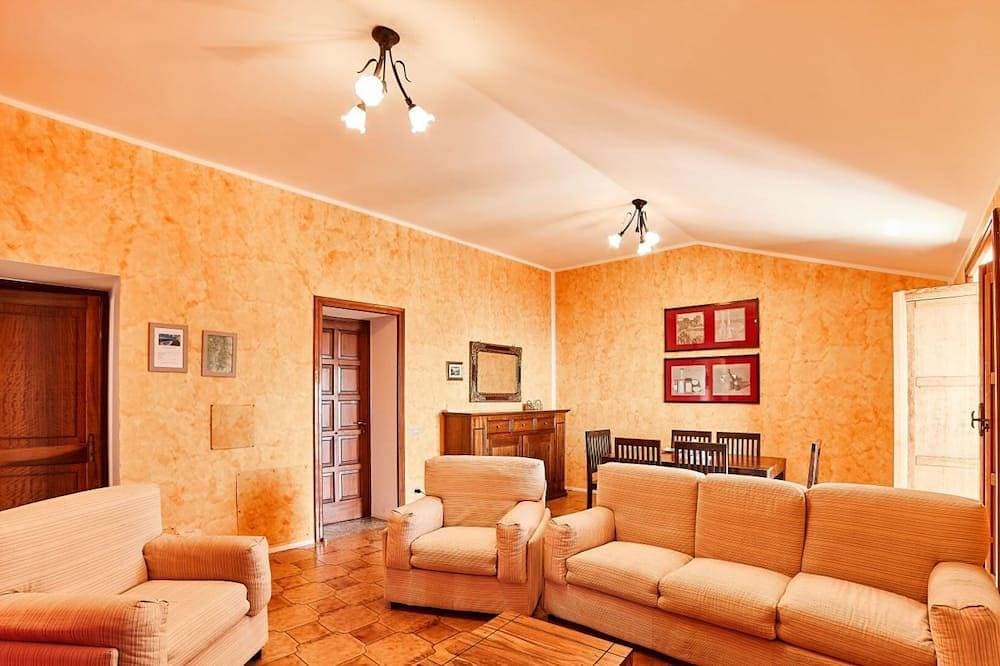 Foto 13 von 30: Panorama-Villa in der Nähe von Ravello, privater Pool, Garten und herrliche Aussicht, Parkplatz