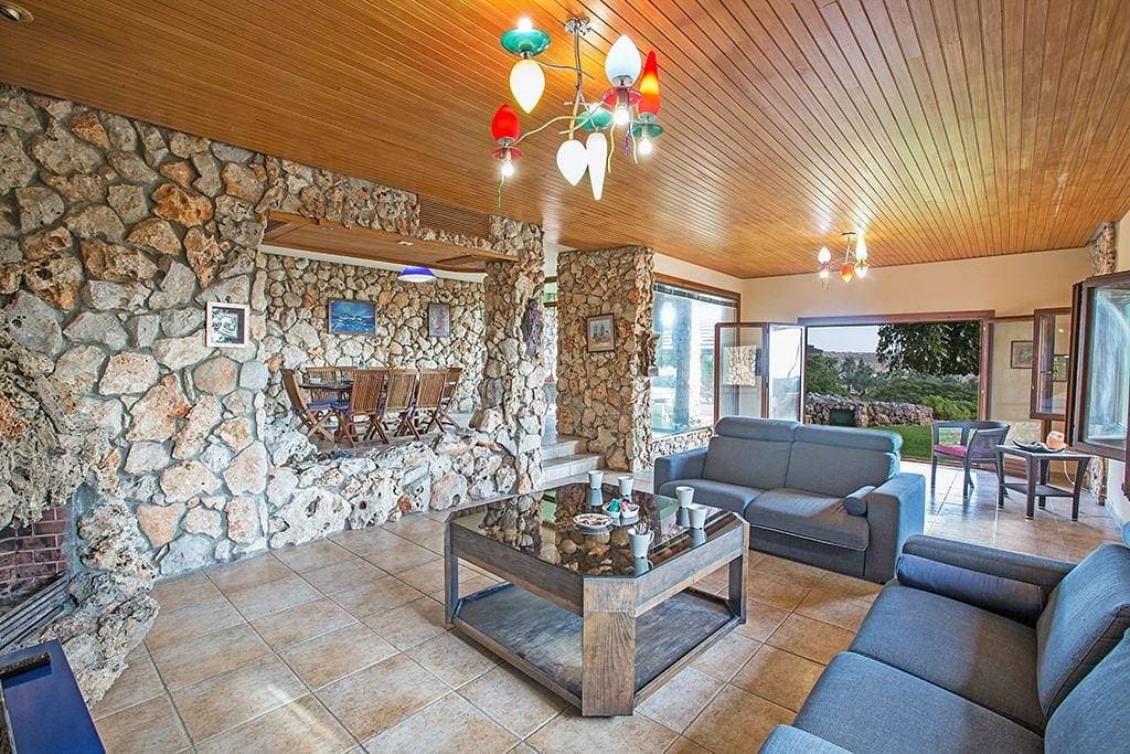 Foto 7 von 30: Villa für 10 Personen mit Garten