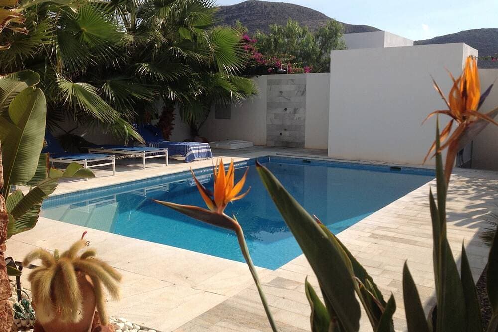 Moderne villa mit privatem wifi pool 300 m vom strand entfernt in las negras 1