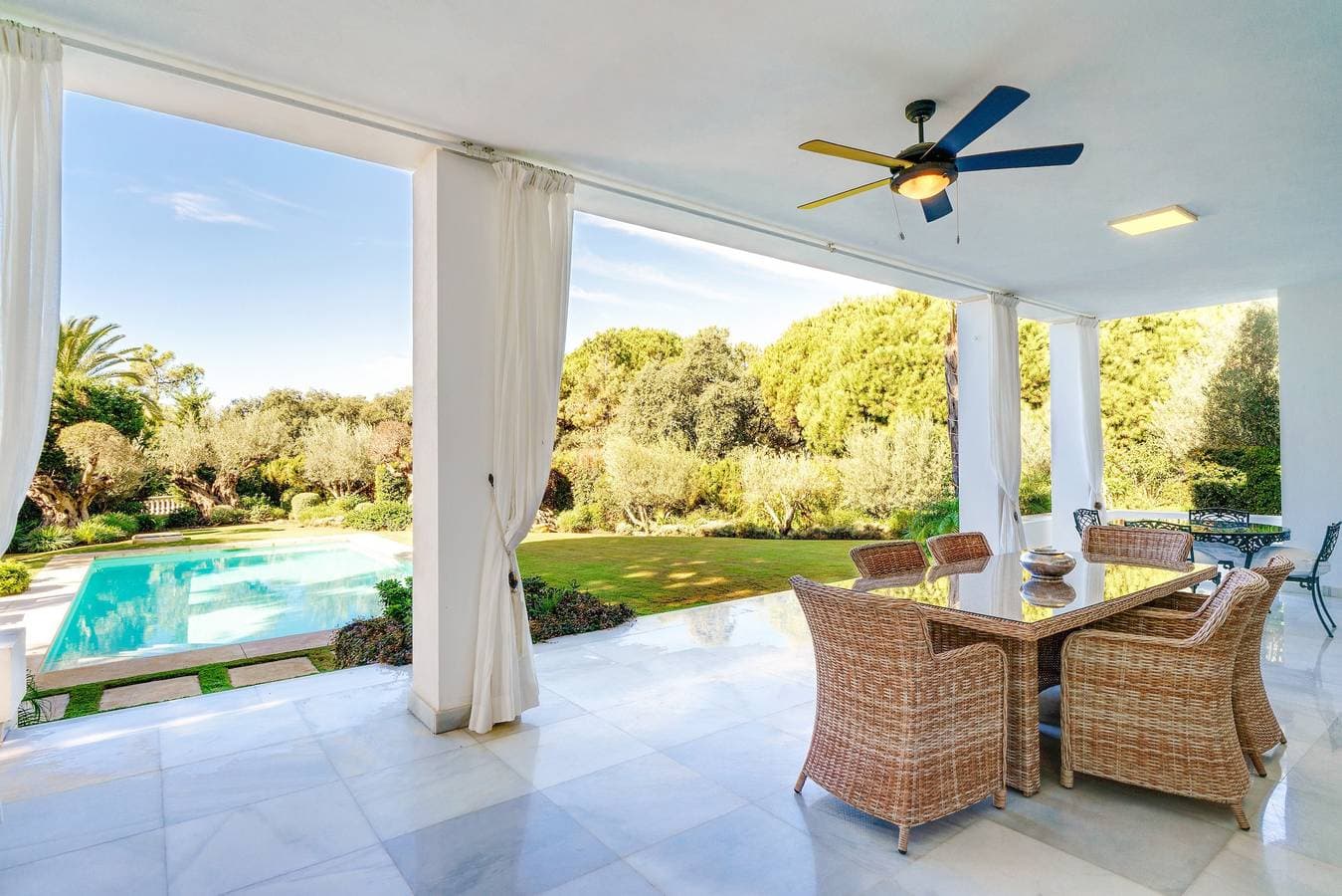 Foto 9 von 34: Villa 'Hacienda Las Chapas' mit privatem Pool, WLAN und Klimaanlage