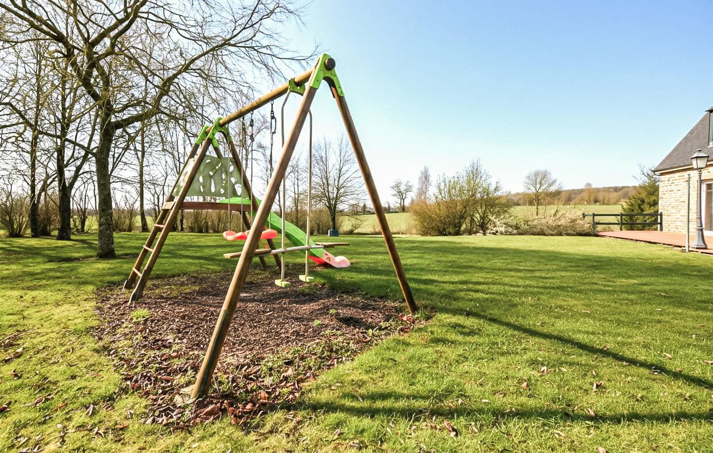 Foto 9 von 26: Montchamp Garden Apartment – WLAN, TV, Parkplatz – Stadt 2 km, Fluss 1000 m