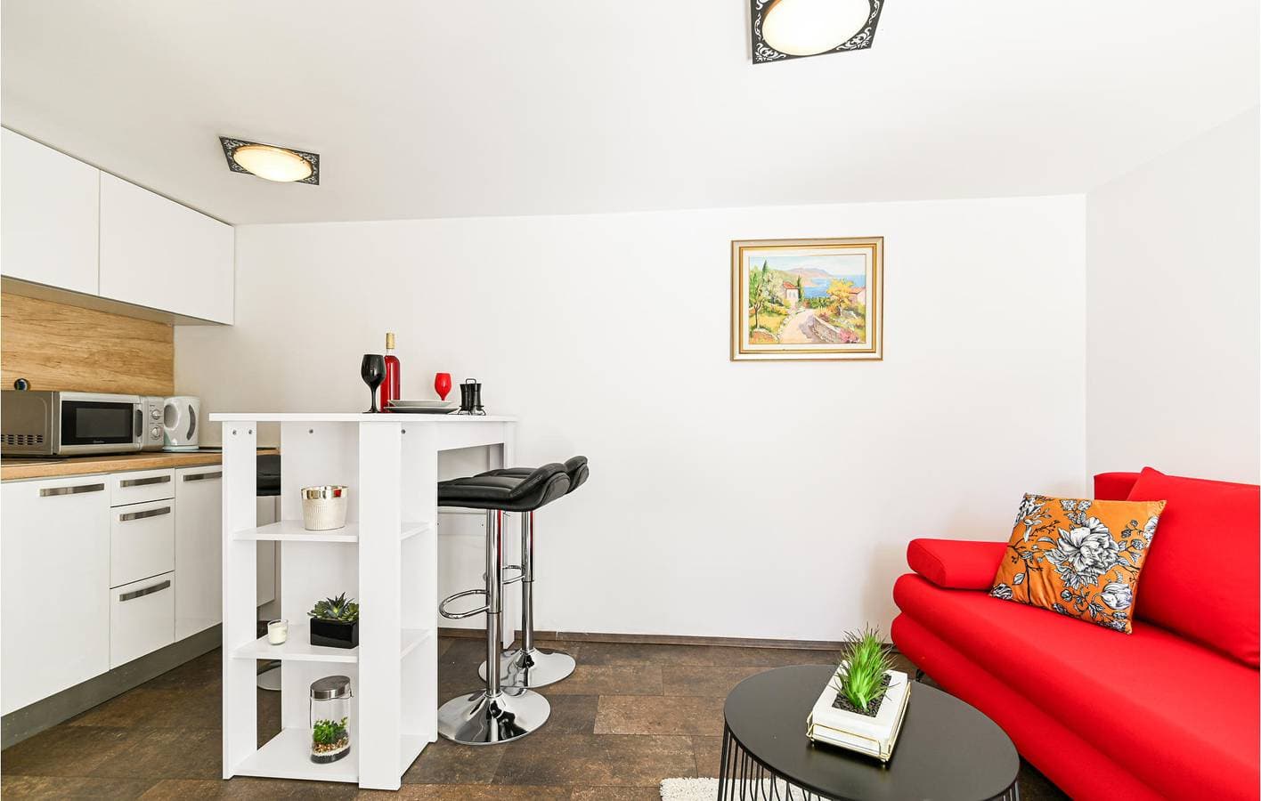 Foto 8 von 20: Gemütliche Ferienwohnung, 200 m vom Strand Uvala Bočići entfernt, mit moderner Ausstattung