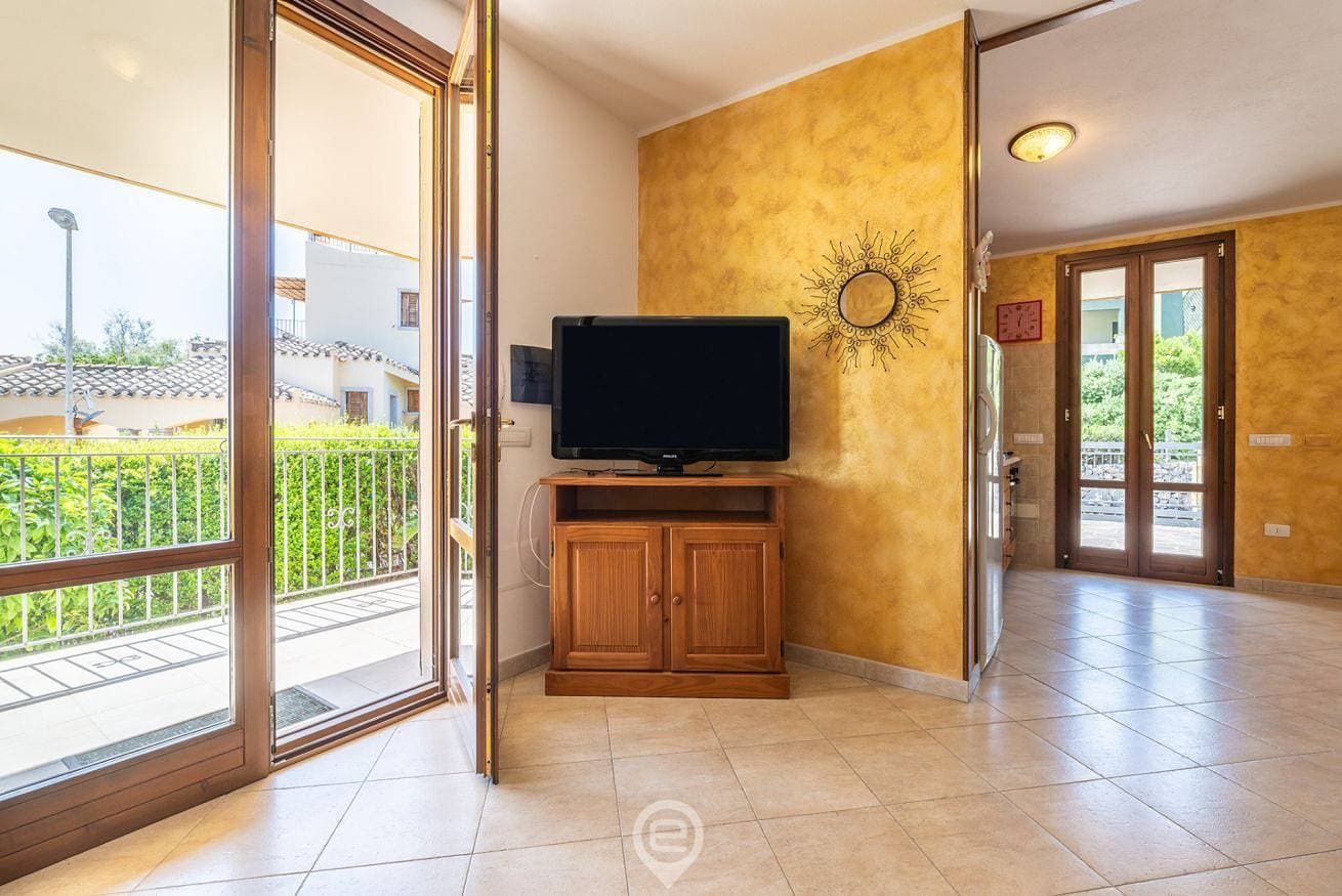 Foto 7 von 28: Ferienhaus für 4 Personen mit Balkon/Terrasse