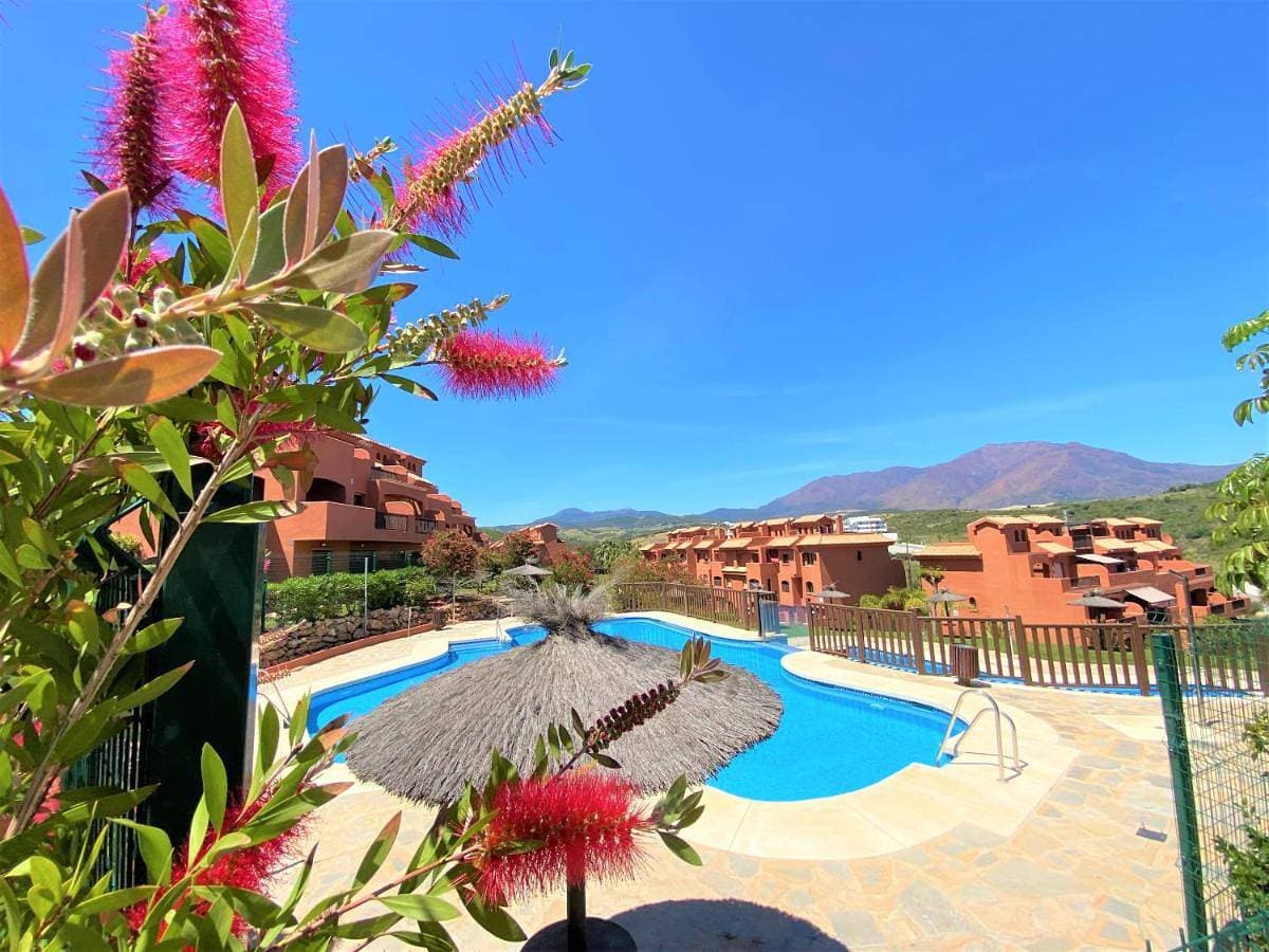 Sea View Penthouse Apartment with Hot Tub - Casa Bella Vista, Buenas Noches , Estepona 1