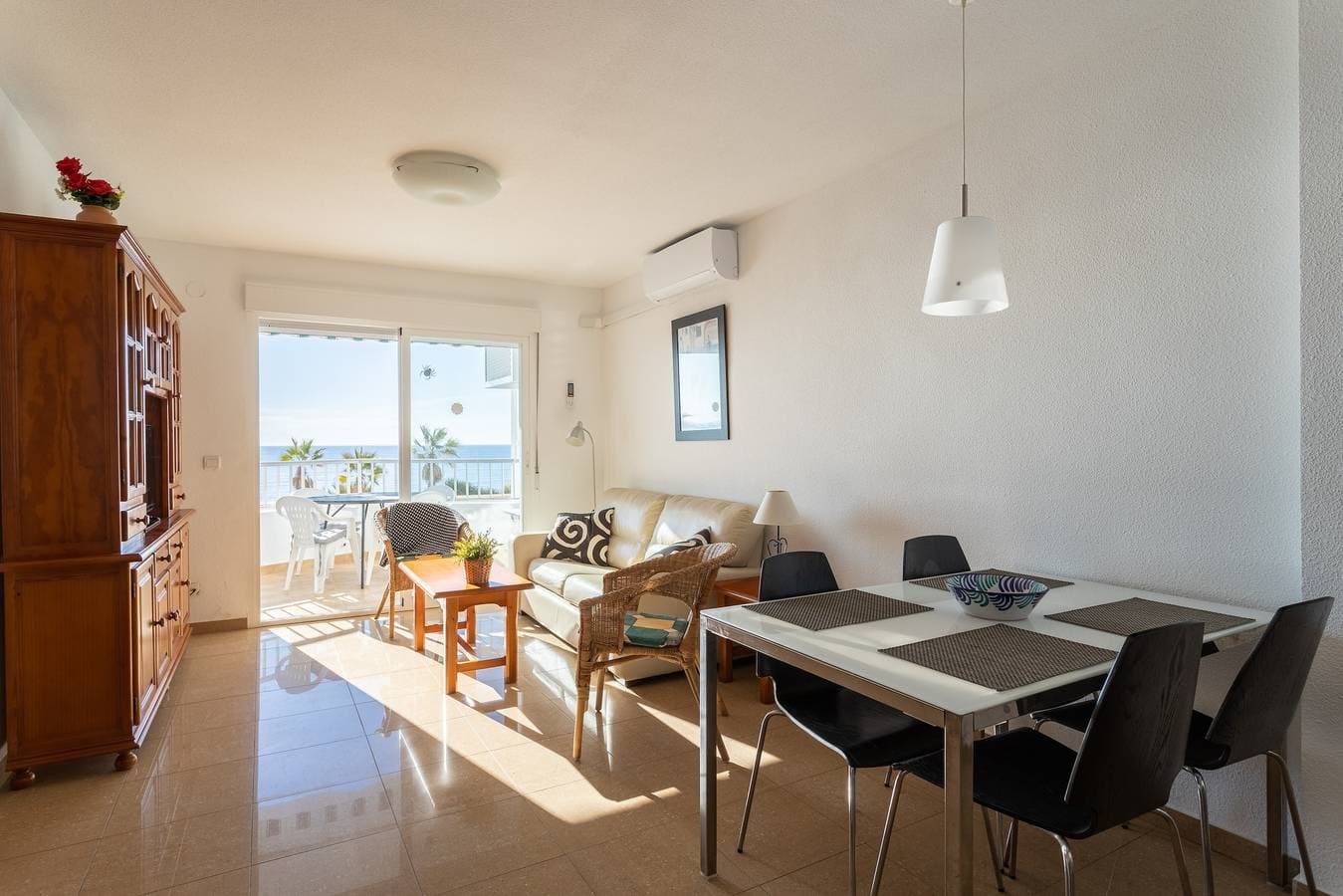 Foto 9 von 20: Ferienwohnung am Meer mit Gemeinschaftspool & WLAN direkt am Strand