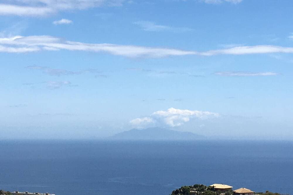 Foto 12 von 23: Charmante T2-Höhen von Bastia, Meerblick (2/4 Pers)