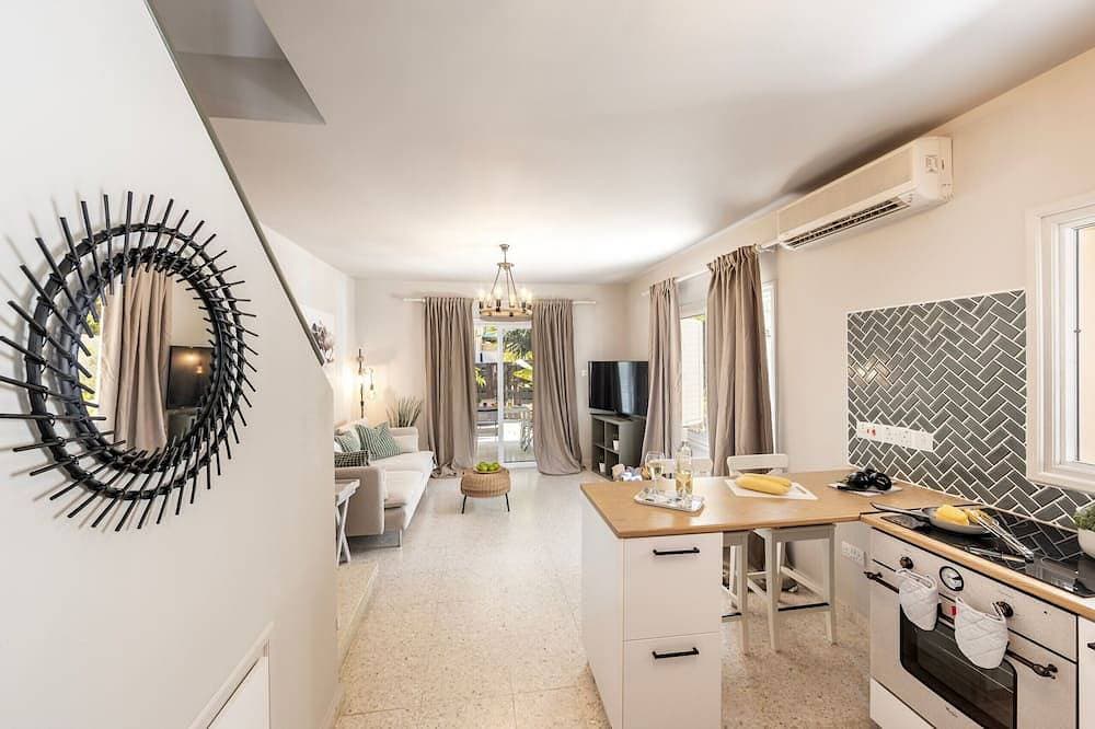Anas Kiti Seaside Villa 1