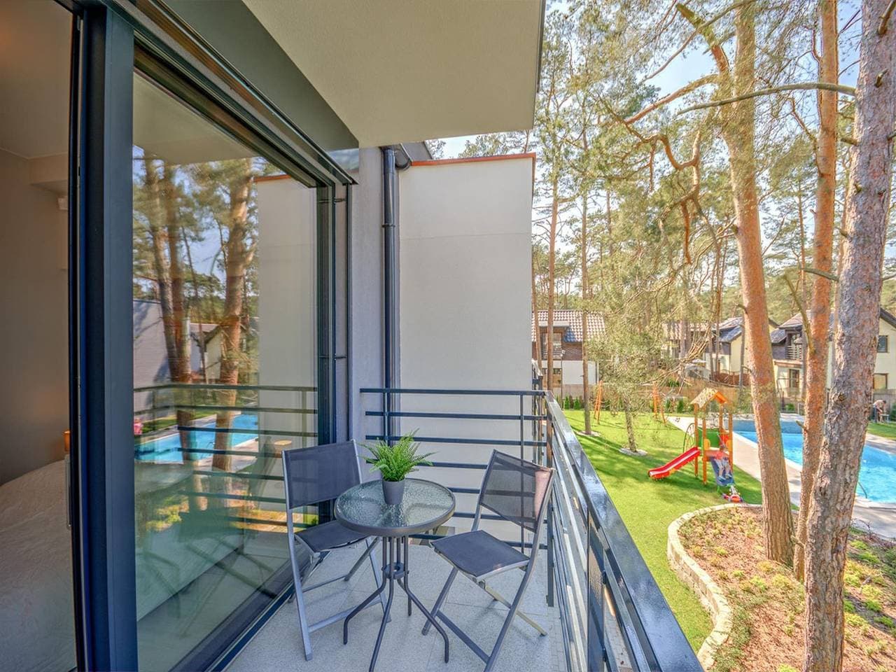 Foto 9 von 31: Komfortables Ferienhaus mit Garten und Pool