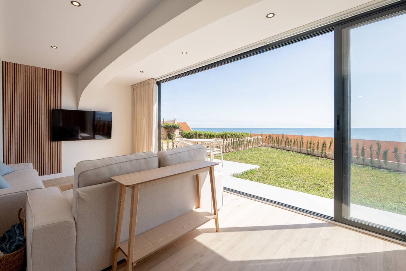 Foto 9 von 27: Casa Ventura – Charming Beachside Apartment with G