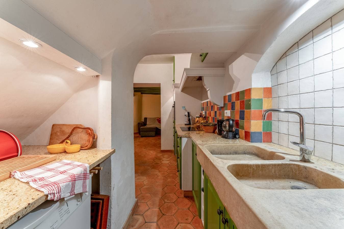 Foto 12 von 27: Ferienhaus 'Amour De Provence' mit Bergblick und privater Terrasse