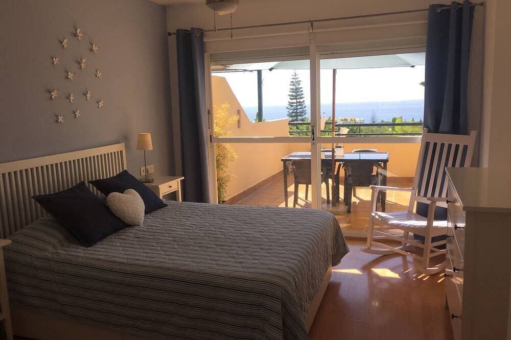Foto 6 von 30: Duplex-Reihenhaus in Marbella - Meerblick - Strand zu Fuß erreichbar