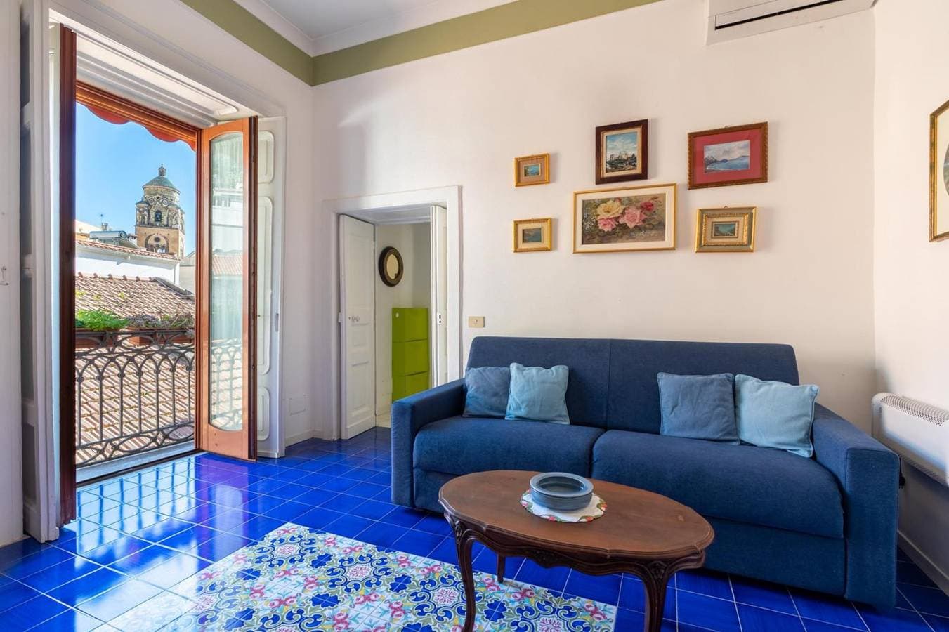 Foto 6 von 36: Ferienwohnung für 5 Personen mit Balkon/Terrasse