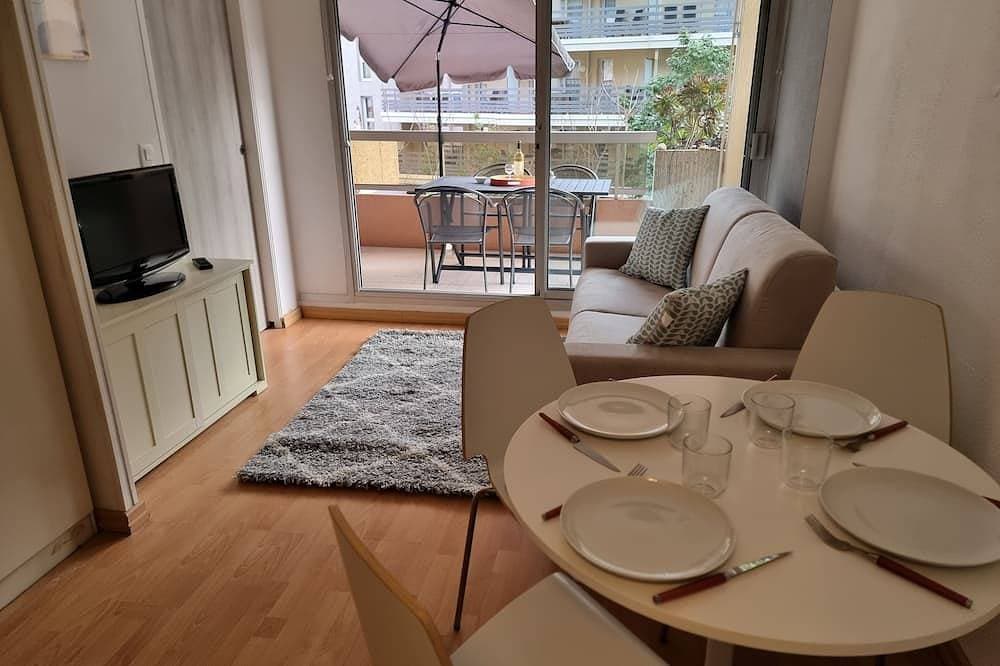 Foto 11 von 25: Studio in Residence with swimming pool and solarium, 5 minutes from the beach