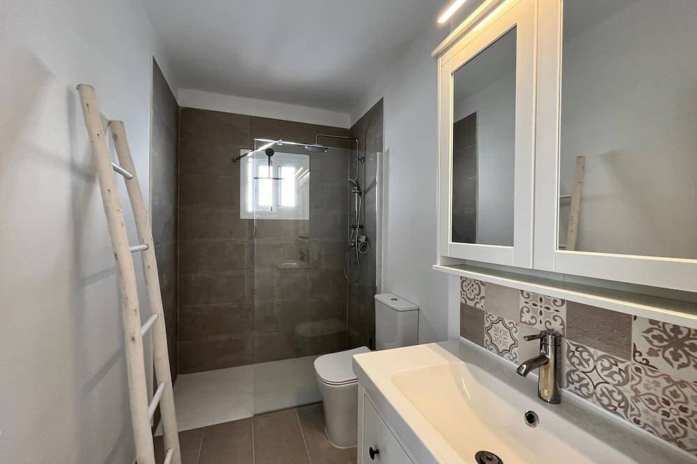 Foto 8 von 24: Villa Avec Piscine 8X4 à Nerja Pour 8 Personnes, Proche de la Plage