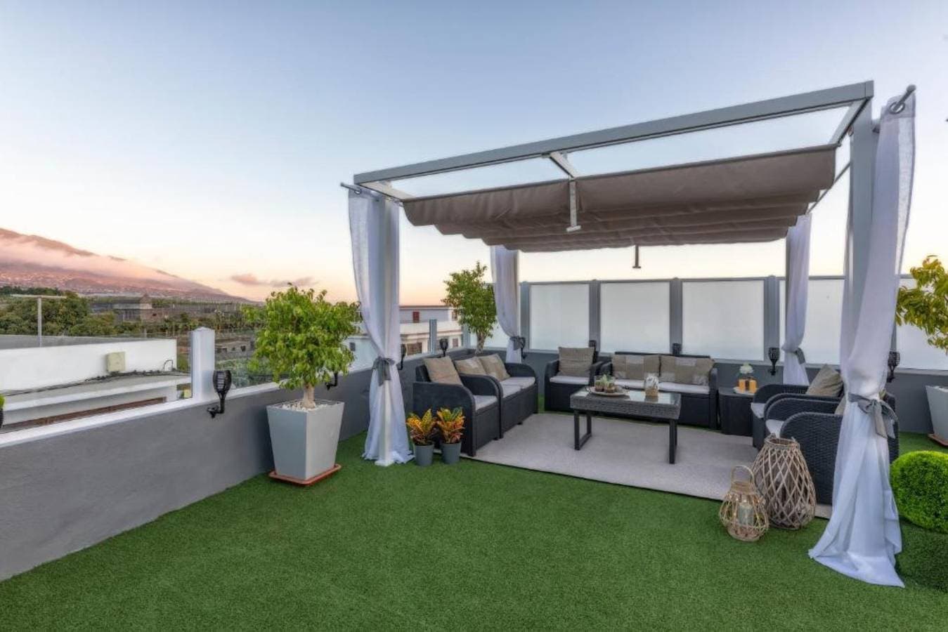 Foto 8 von 44: Villa Montserrat – Moderne Familienvilla mit 280 m² und Blick auf die Vulkane