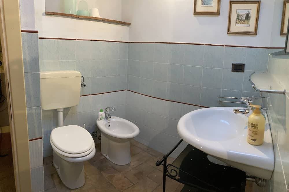 Foto 10 von 30: Altes mittelalterliches Dorf nahe Florenz, Chianti-Hügeln, 6 Räume 8 Personen