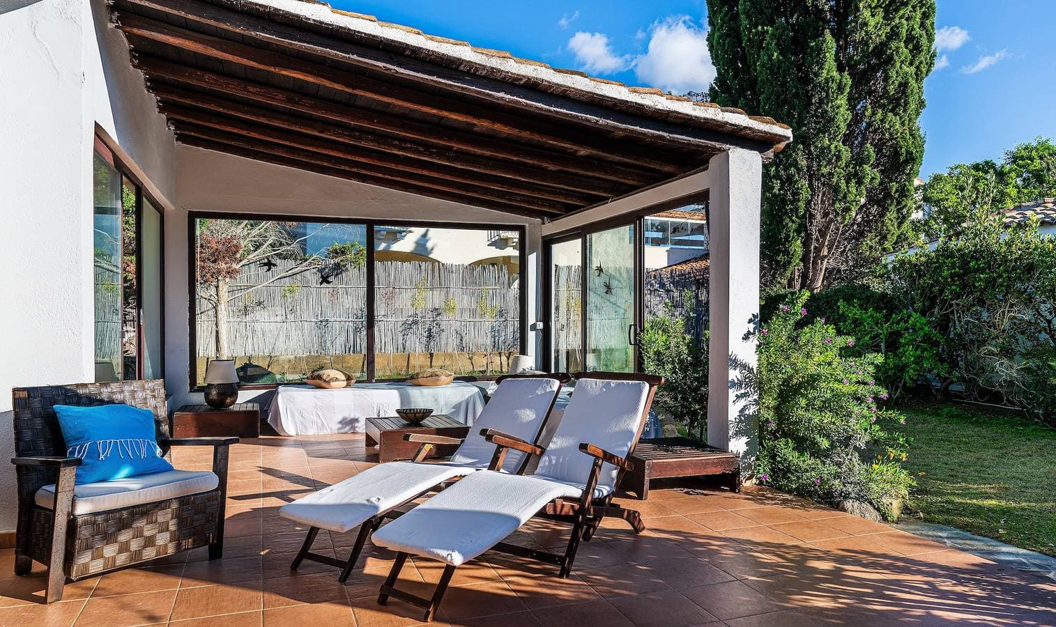 Foto 7 von 27: Villa '12' mit privater Terrasse, WLAN und Klimaanlage
