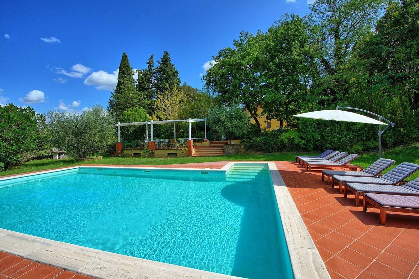 Foto 12 von 41: Villa für 10 Personen mit Pool
