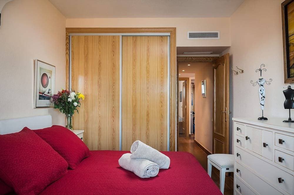Foto 4 von 28: Komfortable, zeitgemäße und ruhige Wohnung mit Meerblick im Zentrum der Stadt