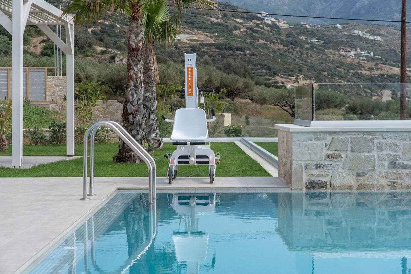 Foto 11 von 73: Villa für 16 Personen mit Pool