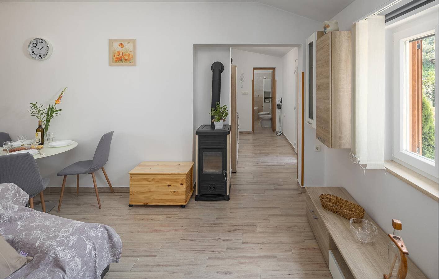 Foto 12 von 27: Gemütliche Ferienwohnung mit Terrasse, WLAN und Parkplatz, 2,5 km vom Stadtzentrum entfernt