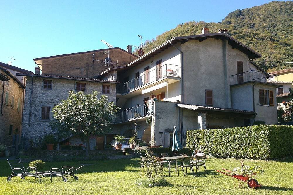 Foto 6 von 20: Ferienwohnungen in wunderschöner Villa mit priv. Garten, free Wi-Fi